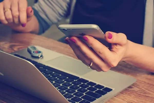 Top-5-reasons-why-mobile-forms-automation-is-a-must-for-every-business tech-bulletin
